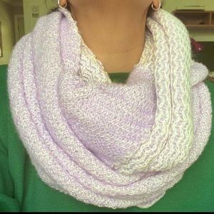 Women lavender infinity scarf